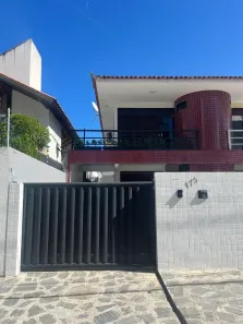 Sobrado com 3 Quartos à venda, 210m² no Bessa, João Pessoa