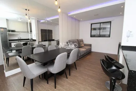 Apartamento com 2 Quartos à venda, 69m² no Centro, Curitiba