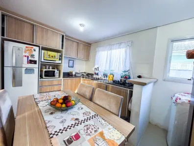 Sobrado com 2 Quartos à venda, 57m² no Desvio Rizzo, Caxias do Sul