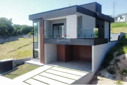 Sobrado com 3 Quartos à venda, 259m² no Sabaúna, Mogi das Cruzes