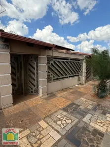 Casa com 3 Quartos para alugar, 184m² no Vila Miguel Jorge, Anápolis