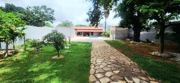 Casa com 4 Quartos à venda, 200m² no Setor Habitacional Tororó, Brasília