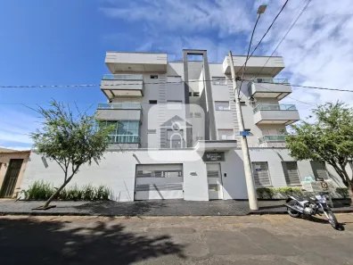 Apartamento com 2 Quartos para alugar, 83m² no Presidente Roosevelt, Uberlândia