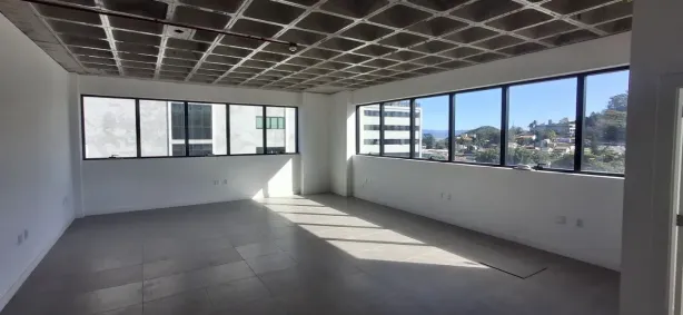 Sala Comercial para alugar, 63m² no João Paulo, Florianópolis