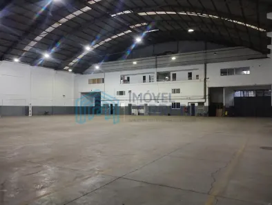 Galpão/Depósito/Armazém para alugar, 1700m² no Olaria, Rio de Janeiro