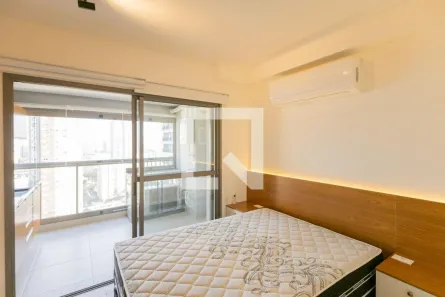 Kitnet com 1 Quarto à venda, 30m² no Jardim das Acácias, São Paulo