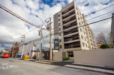 Apartamento com 2 Quartos à venda, 53m² no Rebouças, Curitiba