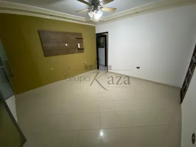 Casa com 3 Quartos à venda, 200m² no Cidade Morumbi, São José dos Campos
