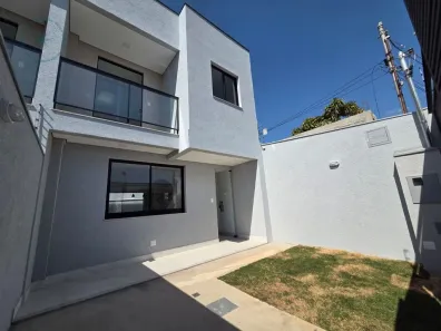 Casa com 3 Quartos à venda, 96m² no Planalto, Belo Horizonte