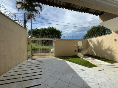 Sobrado com 4 Quartos para alugar, 180m² no Jardim Atlântico, Goiânia