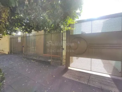 Casa com 3 Quartos à venda, 120m² no Conjunto Habitacional São Deocleciano, São José do Rio Preto