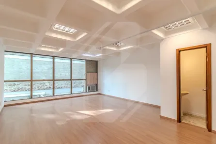 Sala Comercial para venda ou aluguel, 45m² no Bela Vista, Porto Alegre