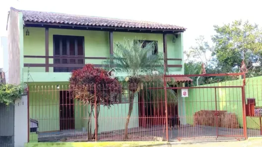 Casa com 2 Quartos à venda, 210m² no Chácara das Pedras, Porto Alegre