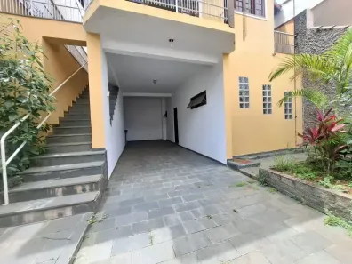 Casa de Condomínio com 3 Quartos à venda, 188m² no São Pedro, Juiz de Fora