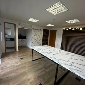 Sala Comercial à venda, 100m² no Campo Belo, São Paulo