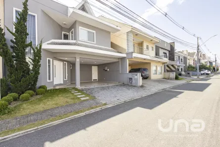 Casa de Condomínio com 3 Quartos à venda, 247m² no Fazendinha, Curitiba