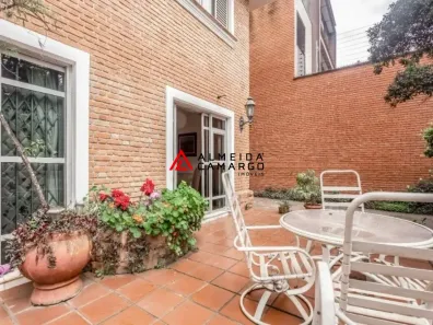 Casa com 3 Quartos à venda, 351m² no Jardim Paulista, São Paulo