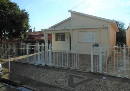 Casa com 2 Quartos à venda, 105m² no Jardim São Vito, Americana