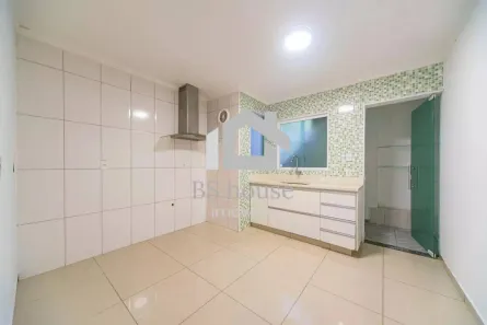Casa com 2 Quartos para alugar, 90m² no Campestre, Santo André