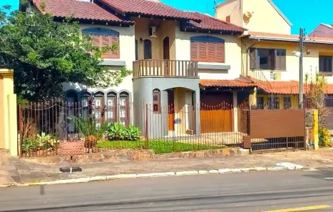 Casa com 4 Quartos à venda, 239m² no Cristo Rei, São Leopoldo