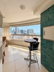 Apartamento com 3 Quartos para alugar, 115m² no Centro, Balneário Camboriú