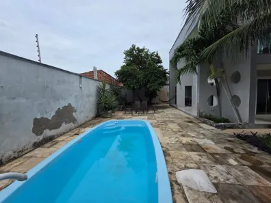 Casa com 4 Quartos à venda, 260m² no Santo Antônio, Eusébio