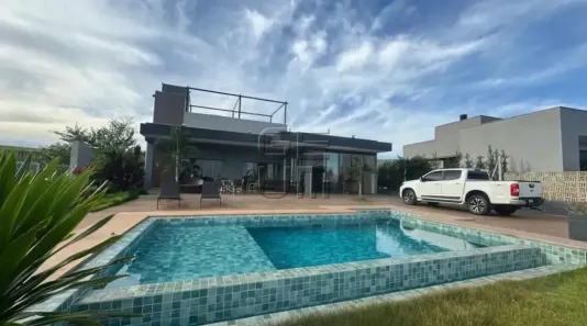 Casa de Condomínio com 3 Quartos à venda, 250m² no , Porecatu