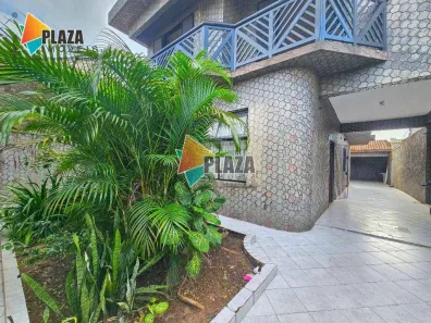 Casa com 3 Quartos para alugar, 279m² no Ocian, Praia Grande