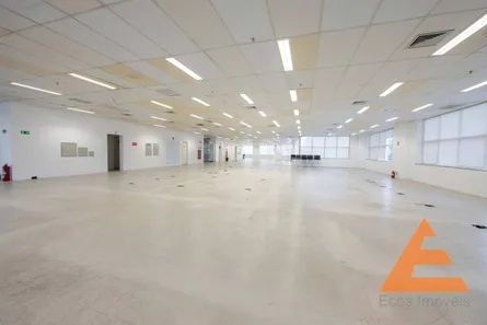 Sala Comercial para alugar, 1820m² no Jardim das Laranjeiras, São Paulo