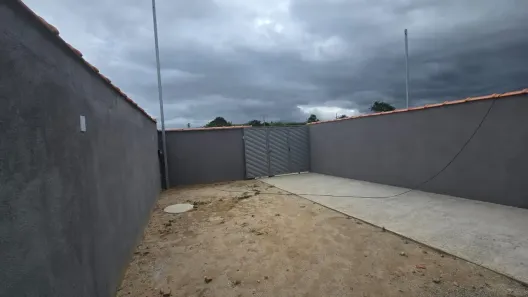Casa com 2 Quartos à venda, 74m² no Parque Primavera, Itaguaí