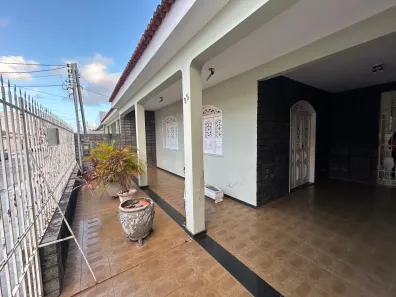 Casa com 4 Quartos à venda, 225m² no São Conrado, Aracaju