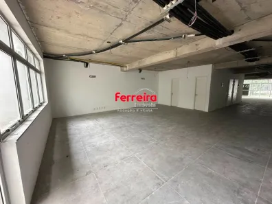 Sala Comercial para alugar, 125m² no Moinhos de Vento, Porto Alegre