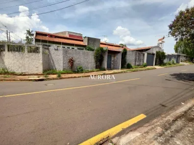 Casa com 4 Quartos à venda, 310m² no Santos Dumont, Londrina
