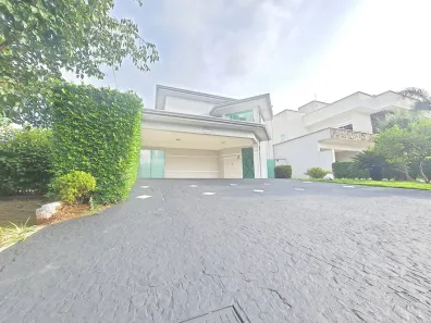 Casa de Condomínio com 4 Quartos para alugar, 230m² no Jardins Madri, Goiânia