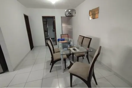 Casa com 6 Quartos à venda, 240m² no Campo Grande, Recife