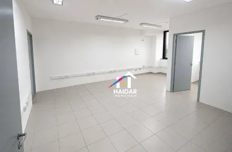 Sala Comercial para alugar, 126m² no Jardim Ribeiro, Valinhos