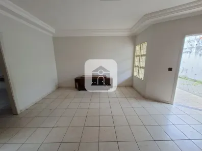Imóvel Comercial com 4 Quartos para alugar, 130m² no Santa Mônica, Uberlândia