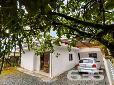 Casa com 2 Quartos à venda, 110m² no Vila Nova, Joinville
