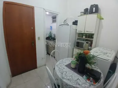 Kitnet à venda, 27m² no Centro, Rio de Janeiro