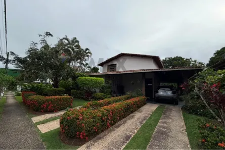 Casa com 4 Quartos à venda, 349m² no Jardim Petrópolis, Maceió