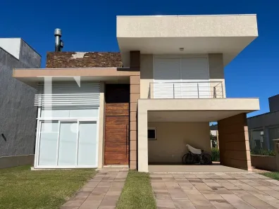Sobrado com 4 Quartos à venda, 202m² no Capão da Canoa, Capão da Canoa