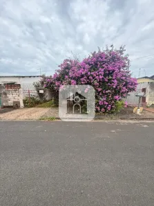 Casa com 3 Quartos para alugar, 420m² no Jóquei Clube, Araguari