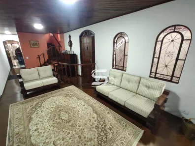 Sobrado com 3 Quartos à venda, 225m² no Vila Curuçá, Santo André