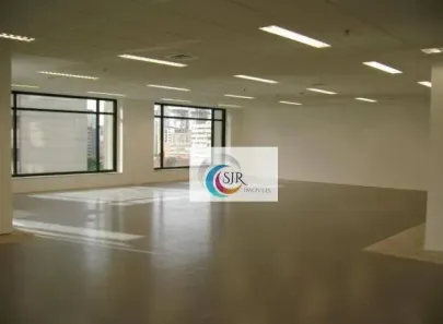 Sala Comercial para alugar, 381m² no Indianópolis, São Paulo