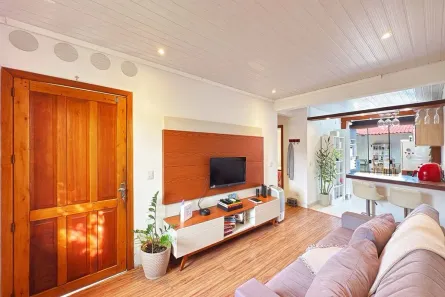 Casa com 2 Quartos à venda, 50m² no Hípica, Porto Alegre