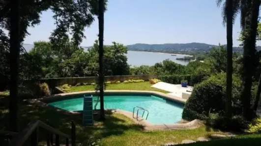 Casa com 4 Quartos à venda, 982m² no Espírito Santo, Porto Alegre