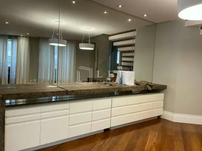 Apartamento com 3 Quartos para alugar, 135m² no Vila Nova Conceição, São Paulo