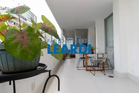 Apartamento com 3 Quartos à venda, 270m² no Higienópolis, São Paulo