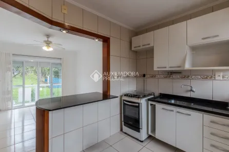 Apartamento com 2 Quartos à venda, 57m² no Vila Ipiranga, Porto Alegre