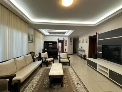 Casa com 4 Quartos à venda, 277m² no Vila Costa, Taubaté